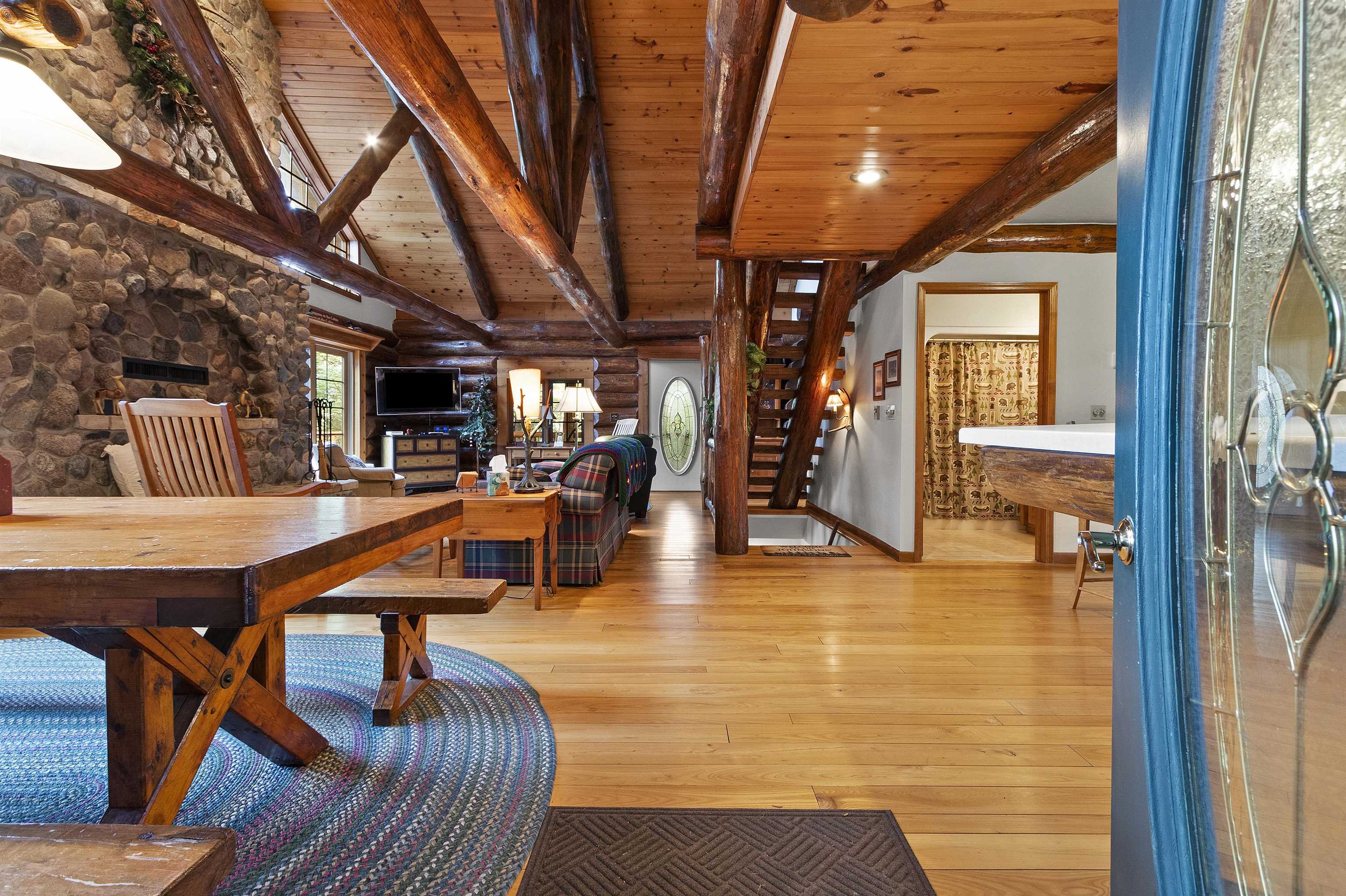 15811 CEDAR RIDGE Lane