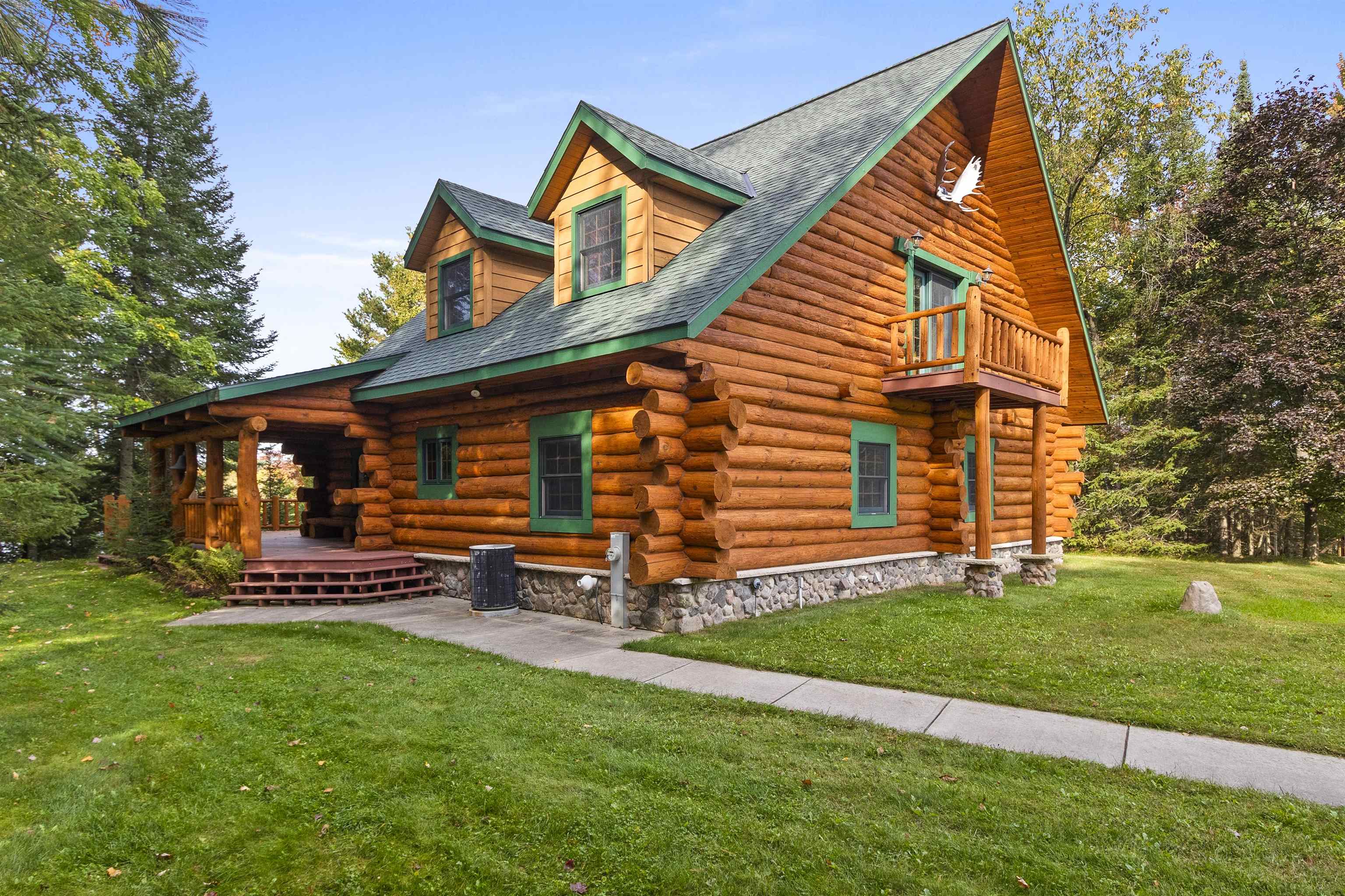 15811 CEDAR RIDGE Lane