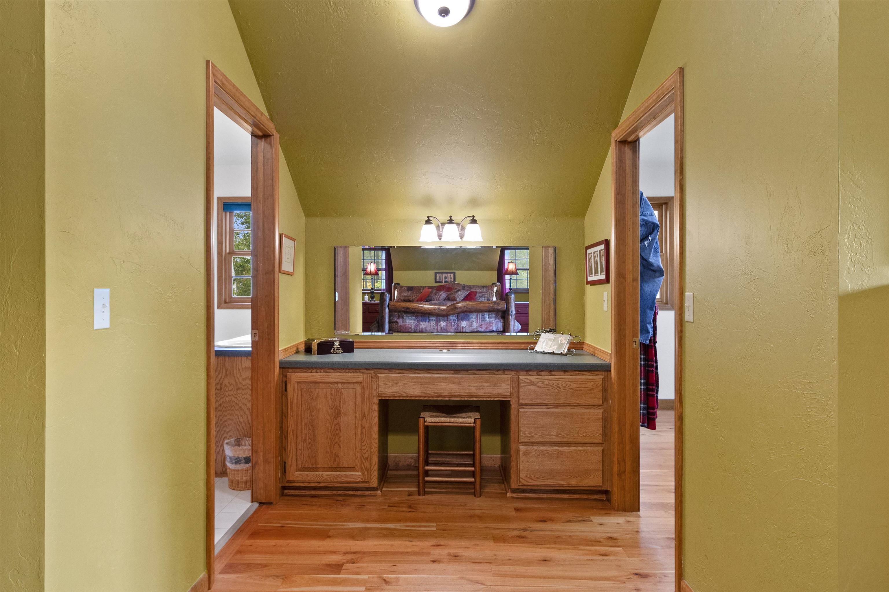 15811 CEDAR RIDGE Lane