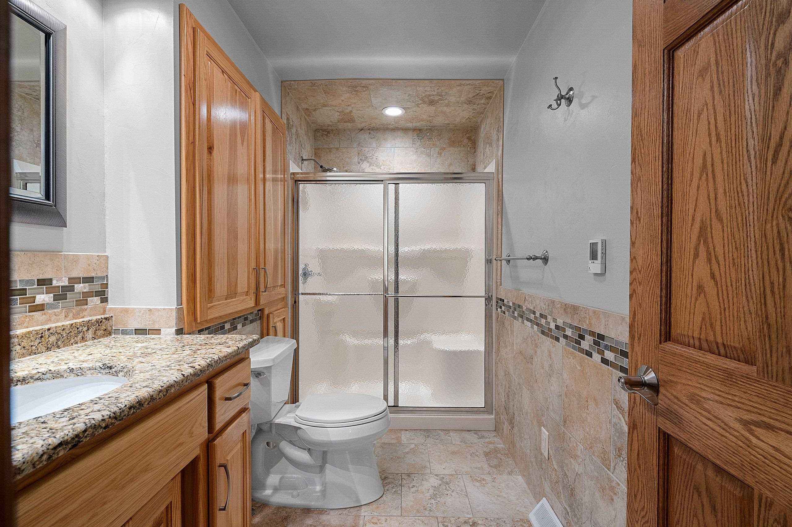 17890 W WHEELER Lane