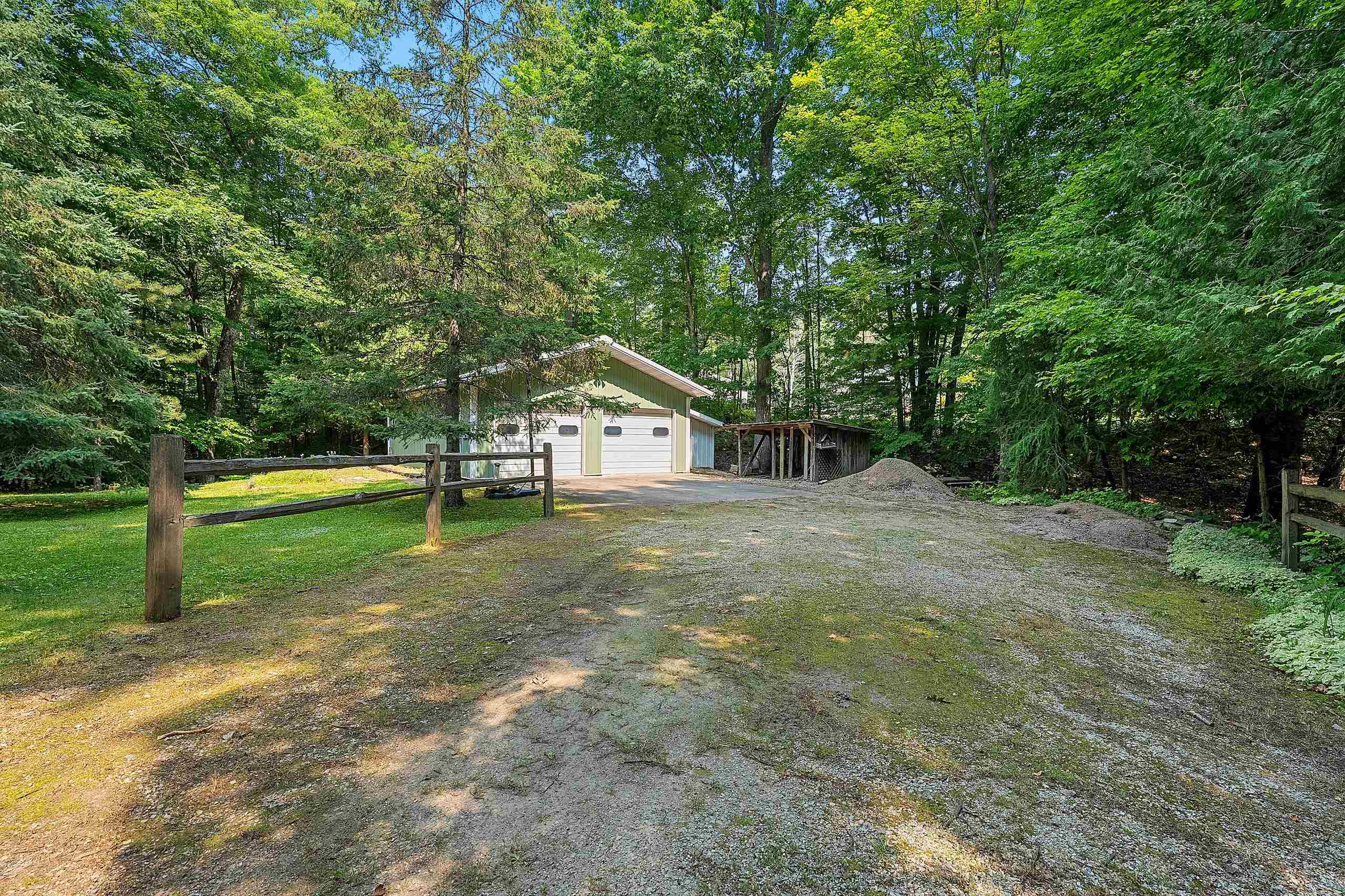 17890 W WHEELER Lane