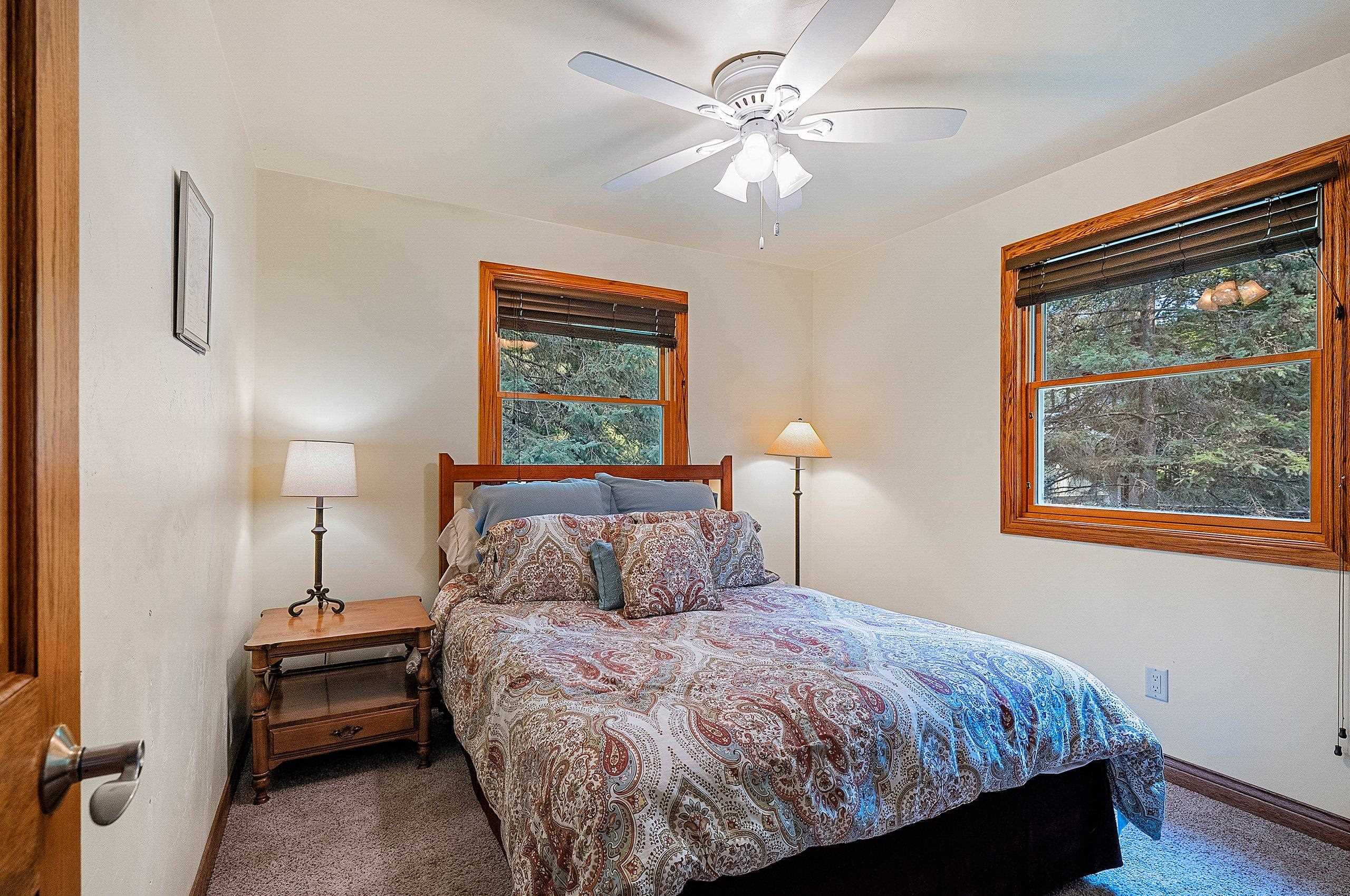 17890 W WHEELER Lane