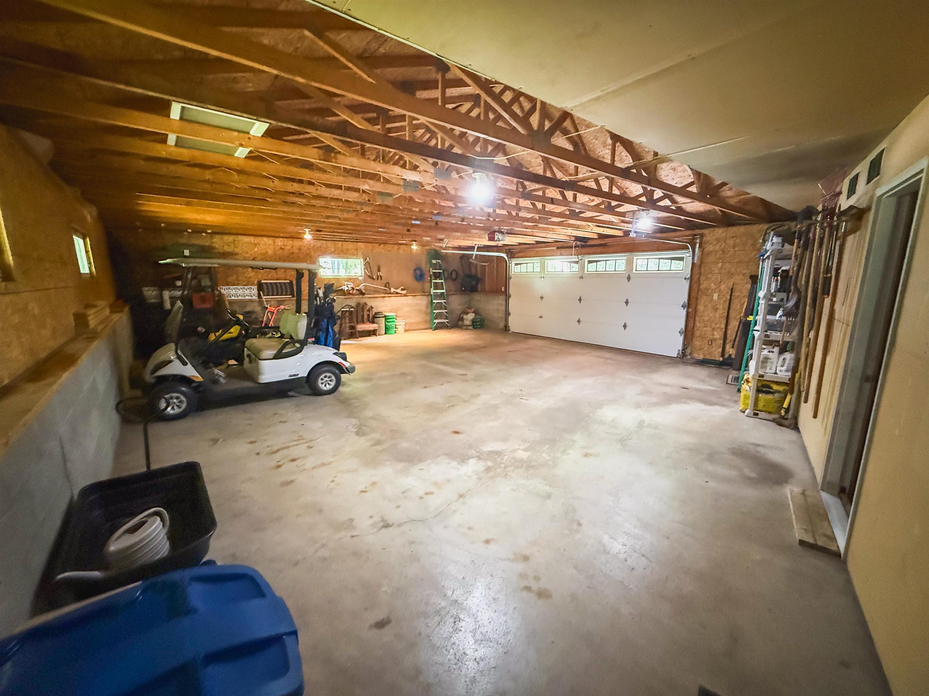 17091 COUNTRY CLUB Road