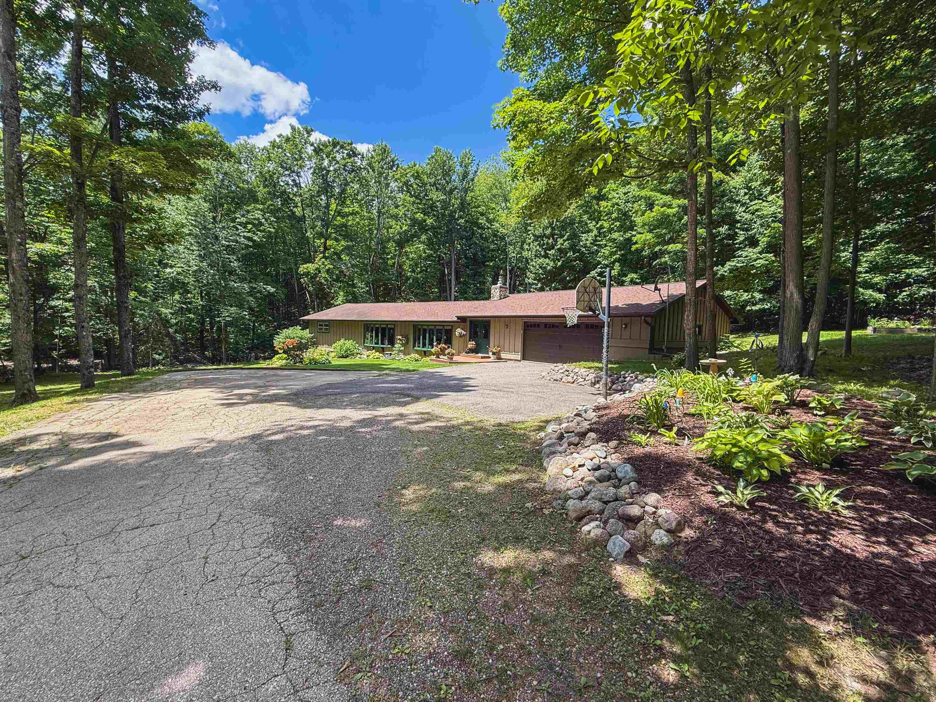 17091 COUNTRY CLUB Road