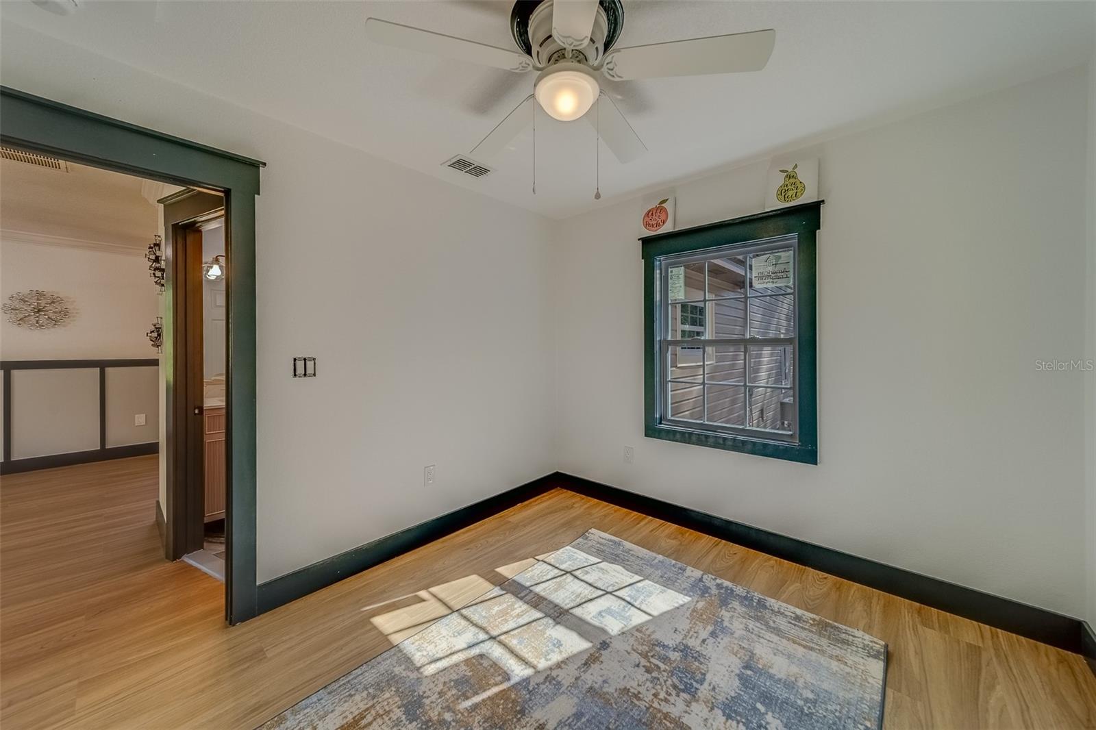 2960 DARTMOUTH AVE N