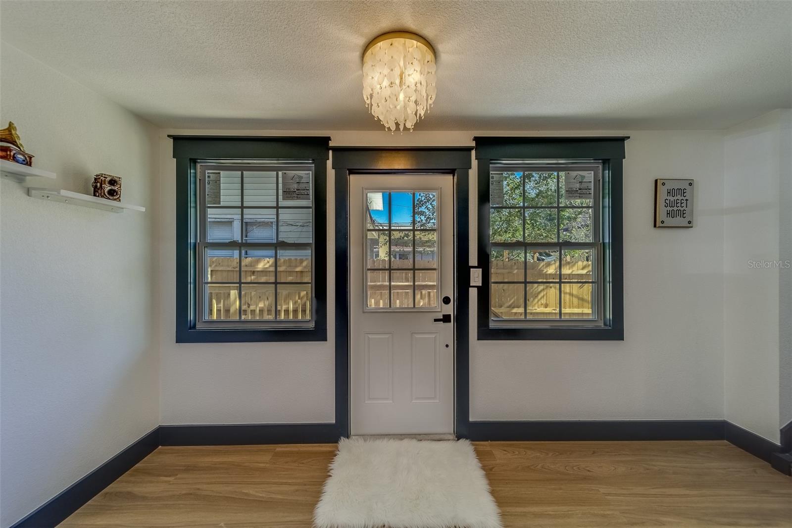 2960 DARTMOUTH AVE N