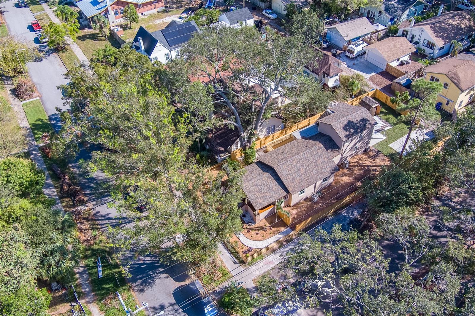 2960 DARTMOUTH AVE N