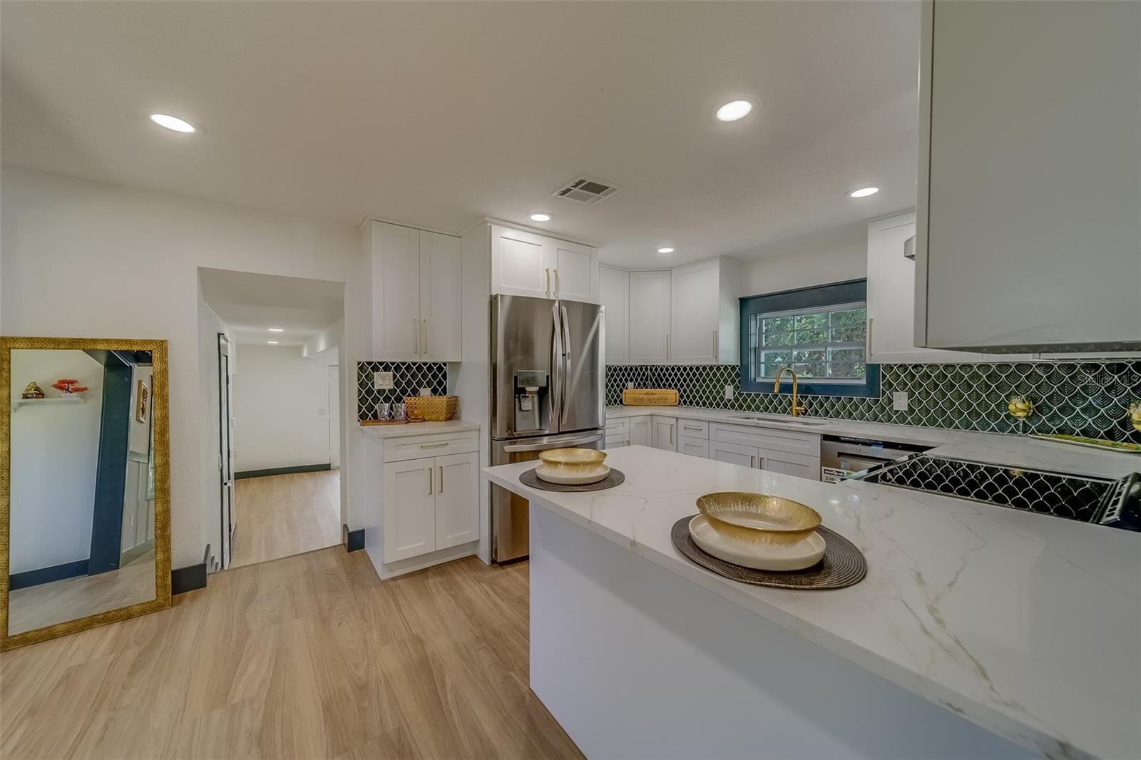 2960 DARTMOUTH AVE N