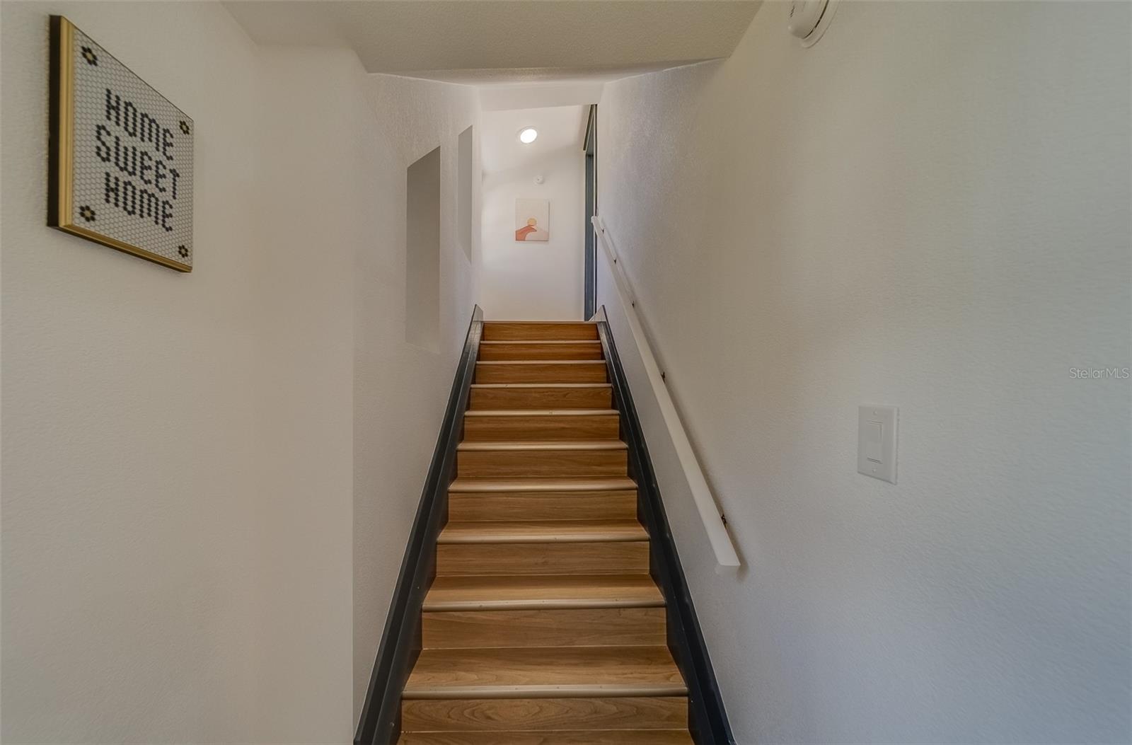 2960 DARTMOUTH AVE N