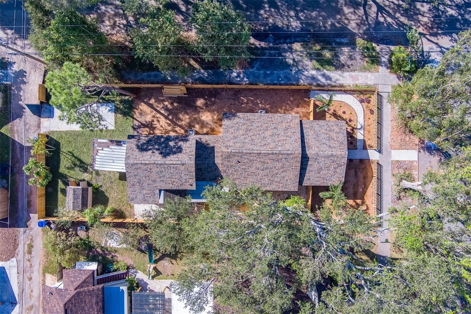 2960 DARTMOUTH AVE N