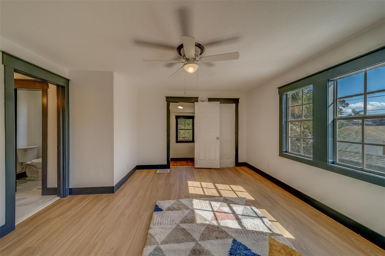 2960 DARTMOUTH AVE N