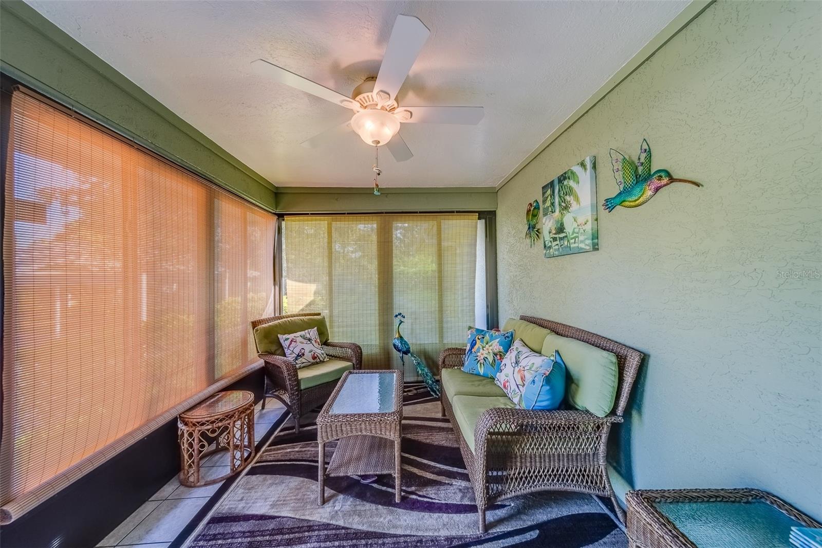 2725 COUNTRYSIDE BLVD #102