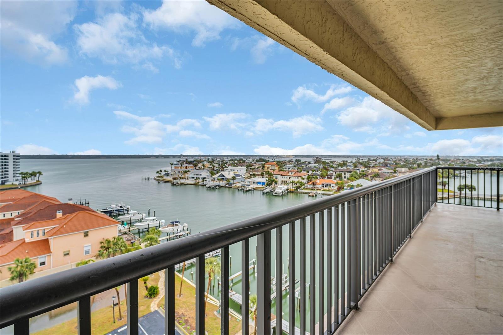 1651 SAND KEY ESTATES CT #84