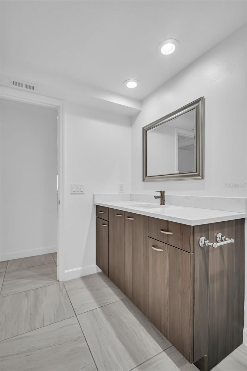 1651 SAND KEY ESTATES CT #84