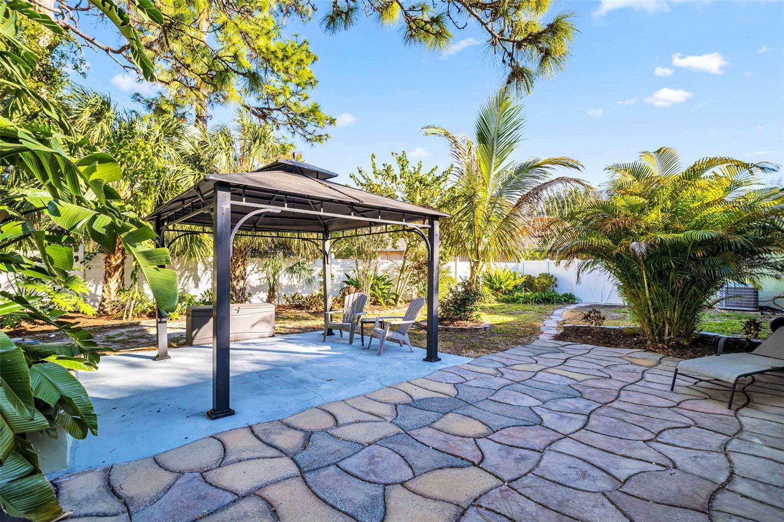 13735 ANTLER POINT DR