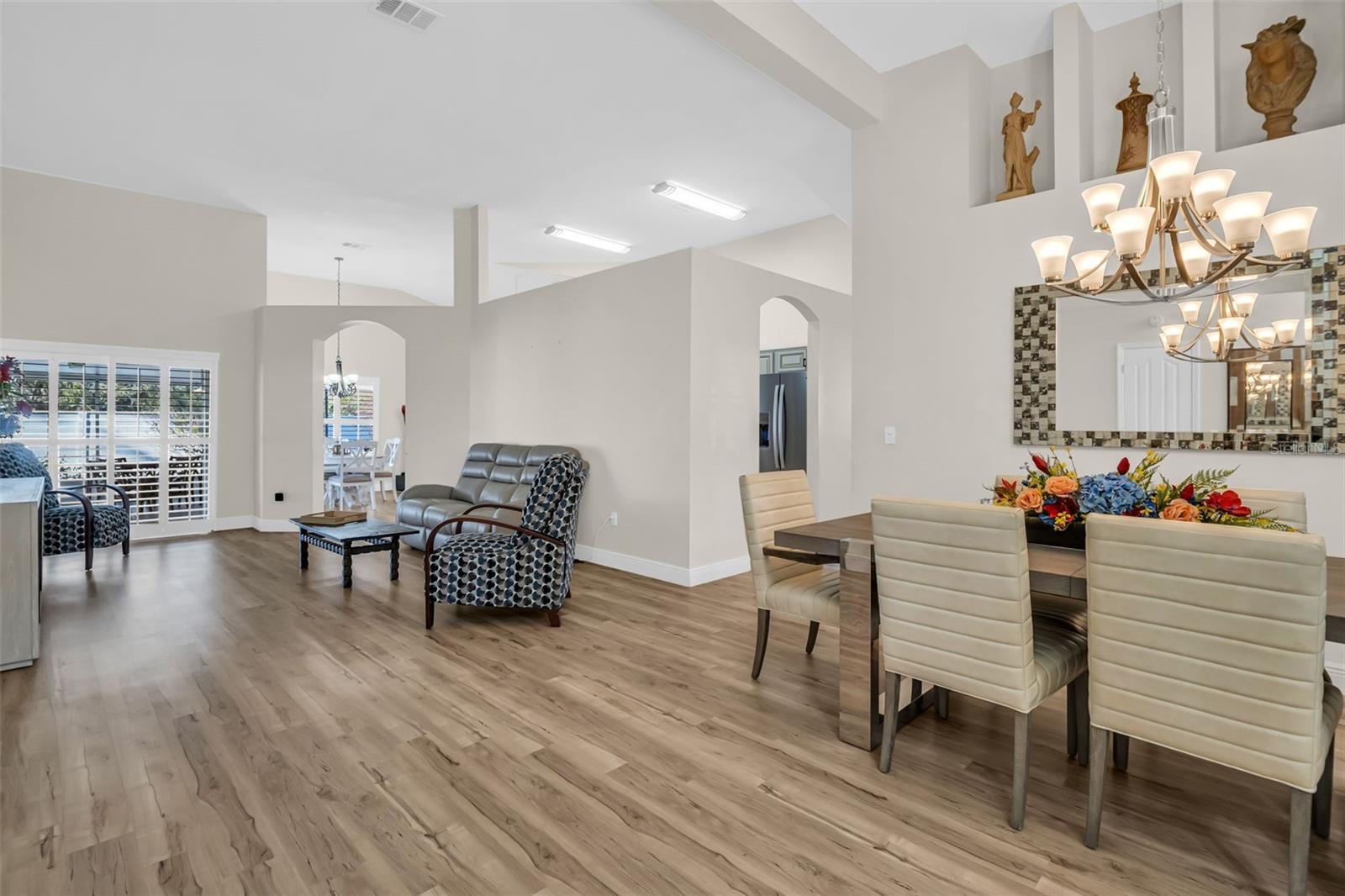 13735 ANTLER POINT DR