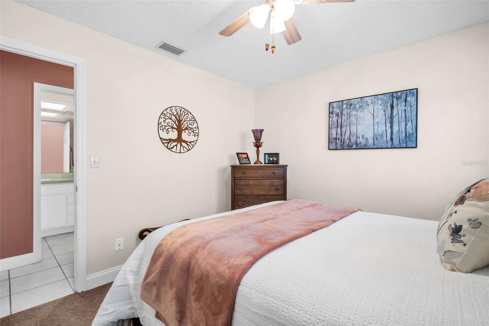 2597 BRAMBLEWOOD DR E