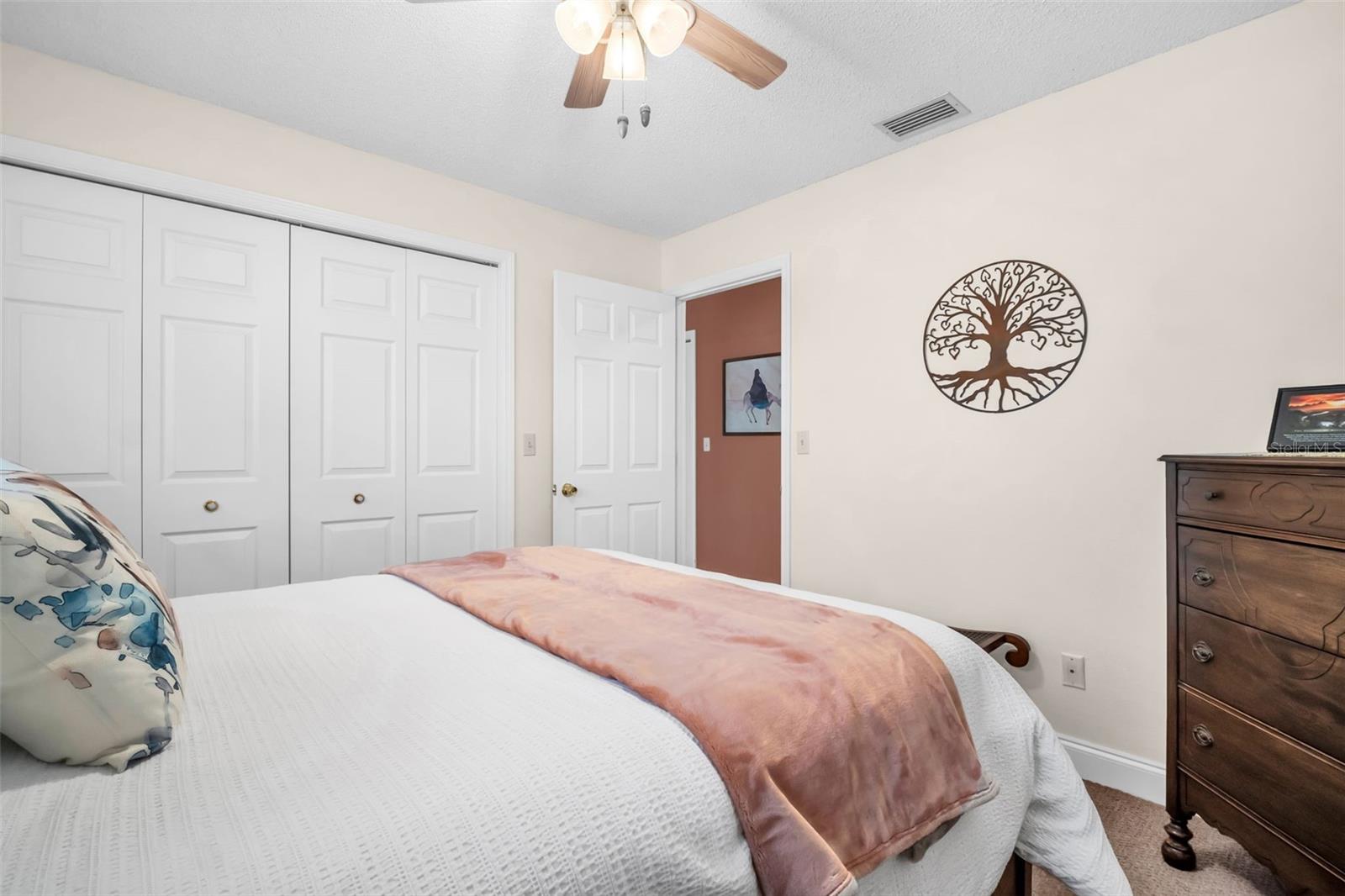 2597 BRAMBLEWOOD DR E