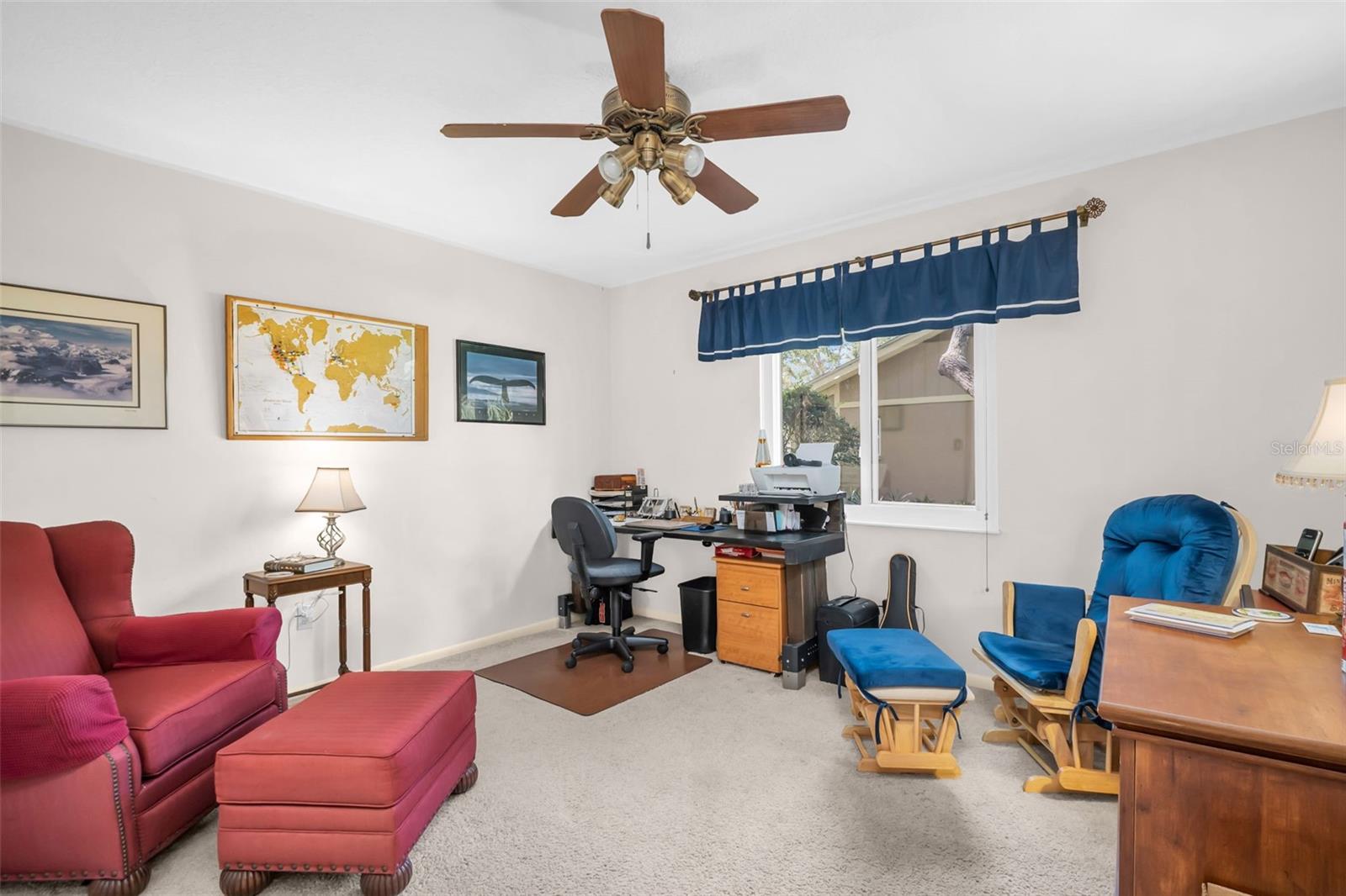 495 PALMDALE DR