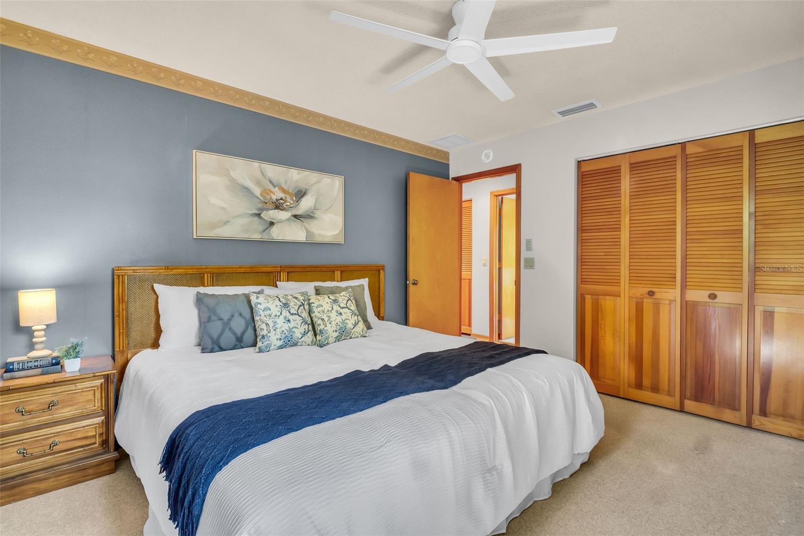 10 GREENHAVEN CIR
