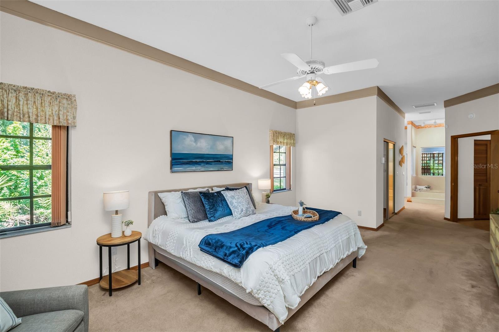 10 GREENHAVEN CIR