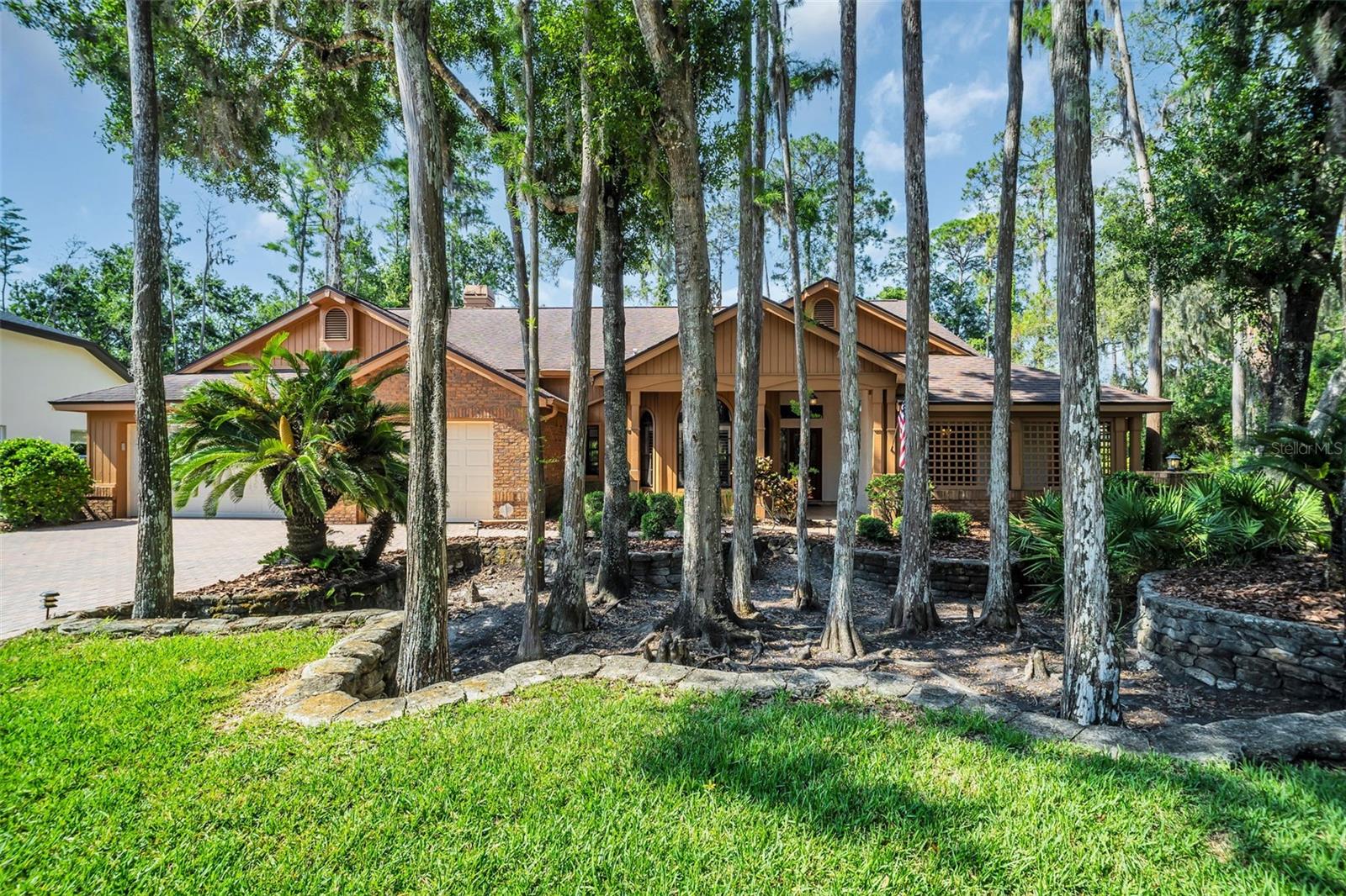 10 GREENHAVEN CIR