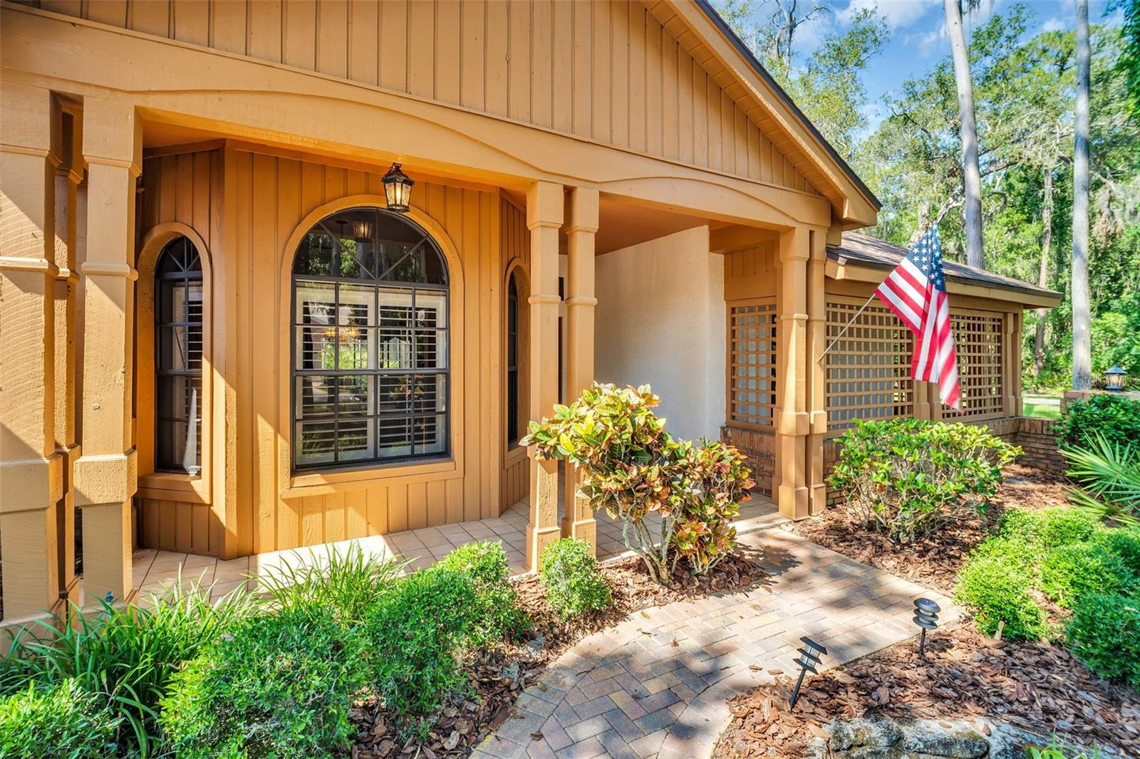 10 GREENHAVEN CIR