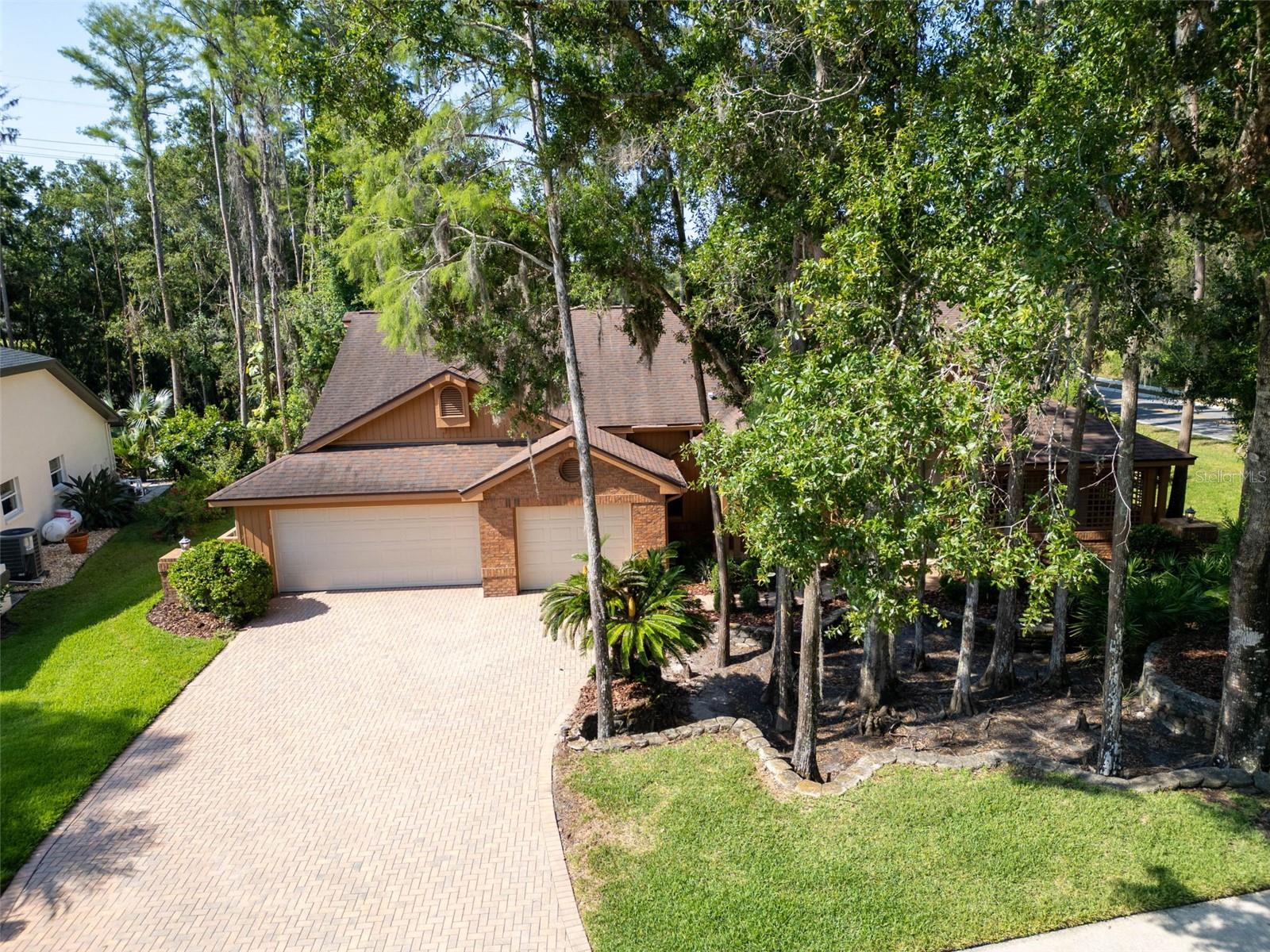 10 GREENHAVEN CIR
