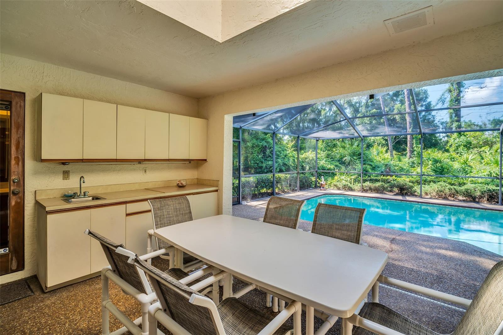 10 GREENHAVEN CIR
