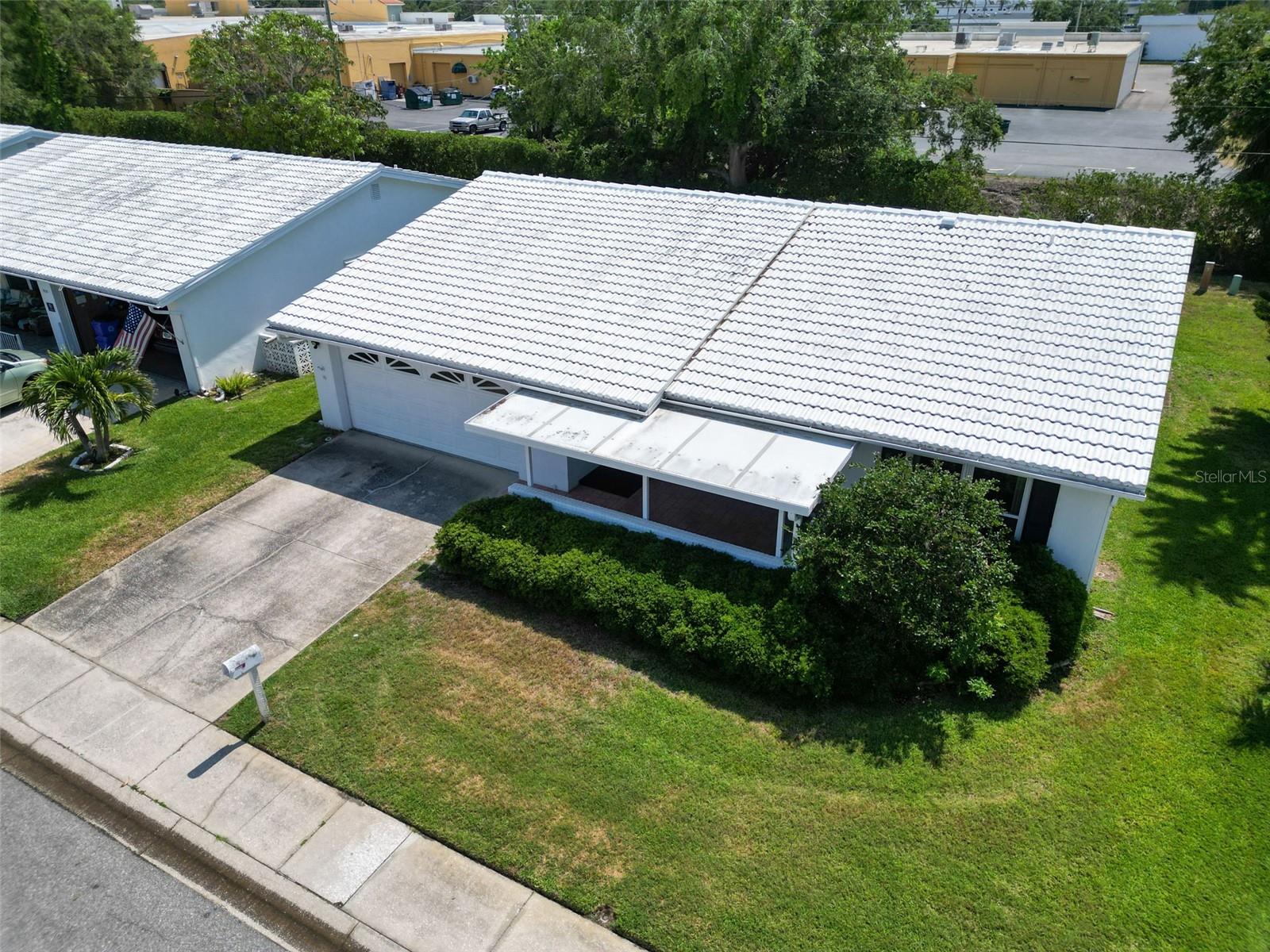 9136 42ND LN N