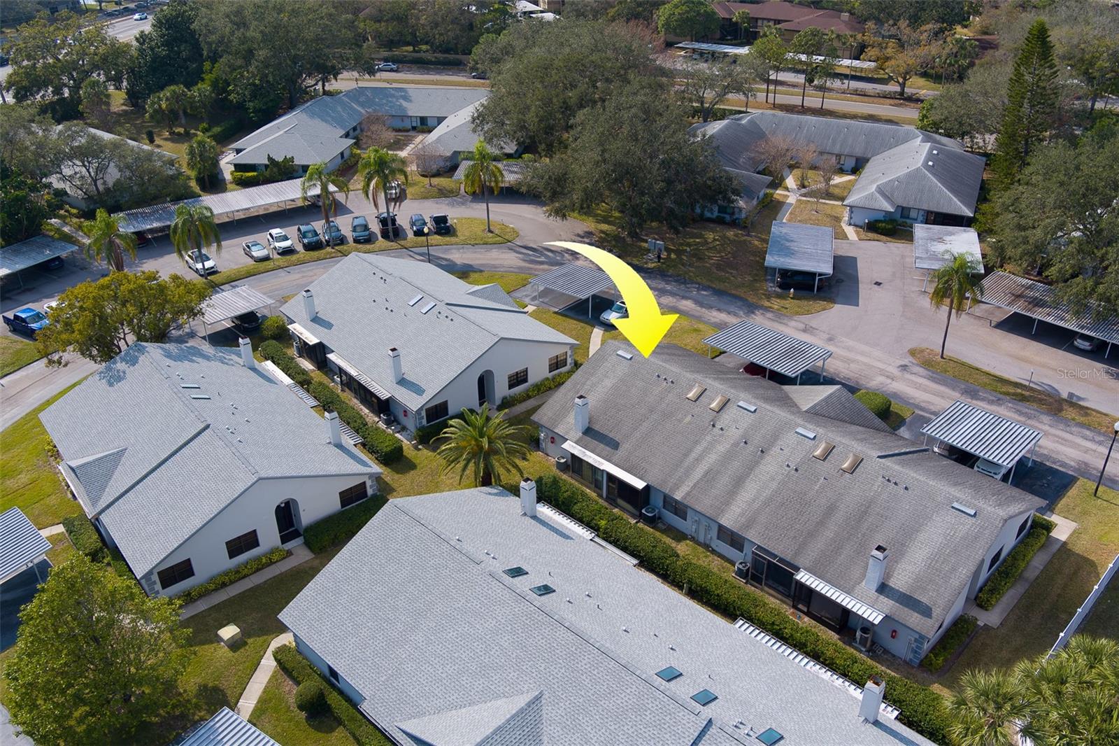 2749 COUNTRYSIDE BLVD #4