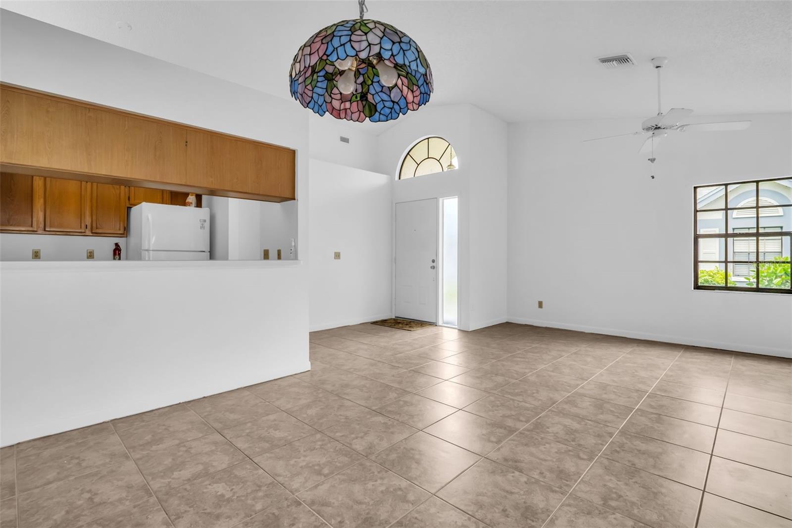 2749 COUNTRYSIDE BLVD #20