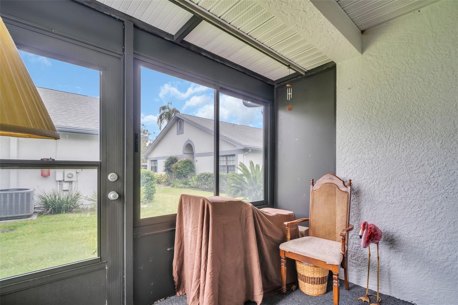 2749 COUNTRYSIDE BLVD #20