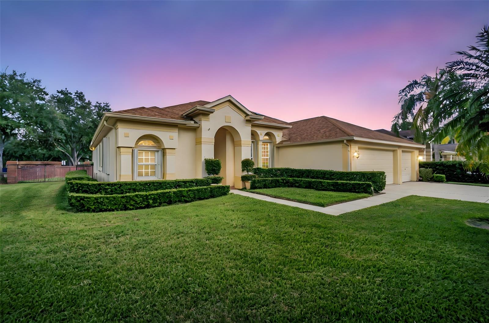 12302 SEABROOK DR