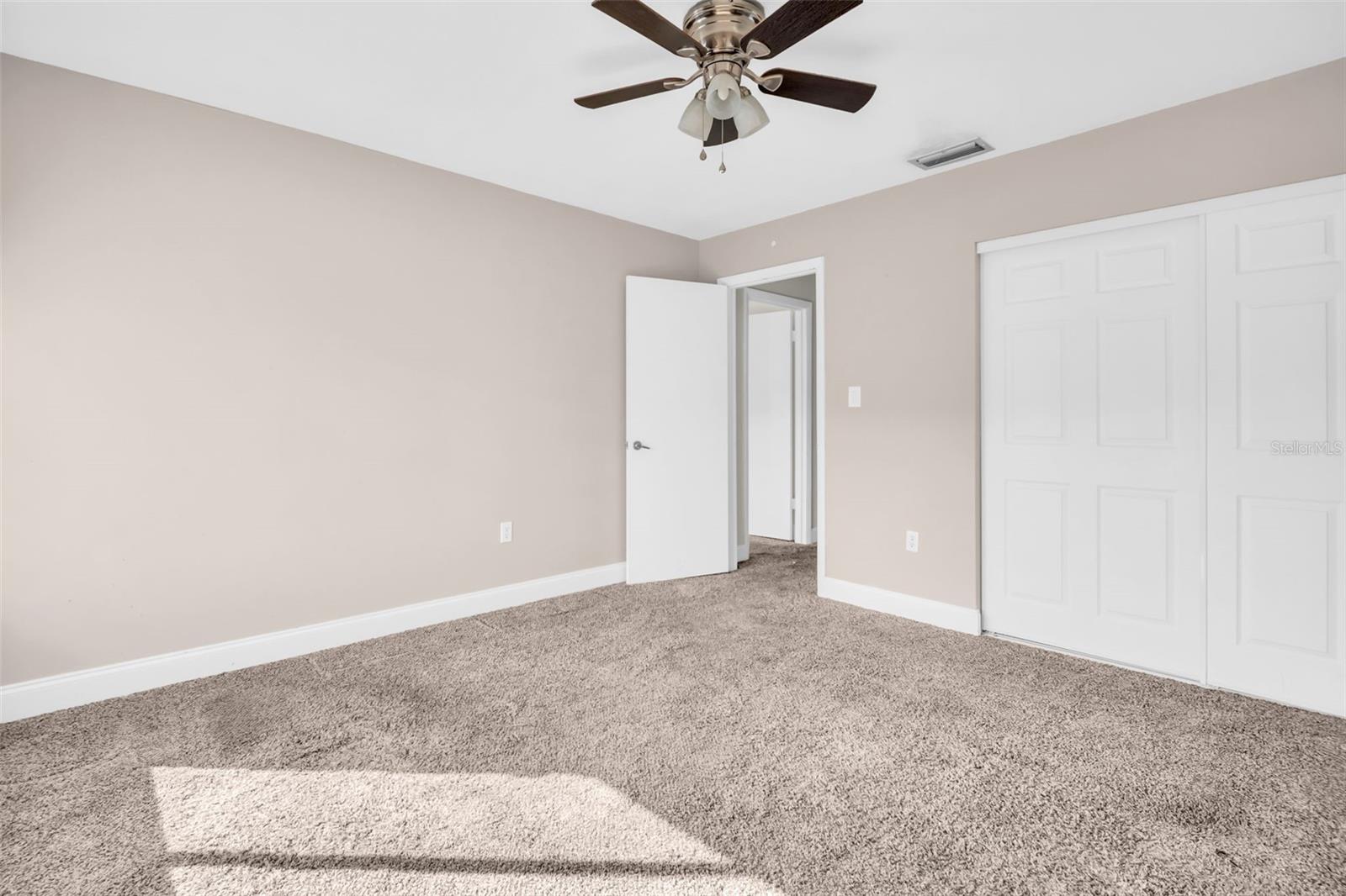 4307 HARBOR HOUSE DR #13