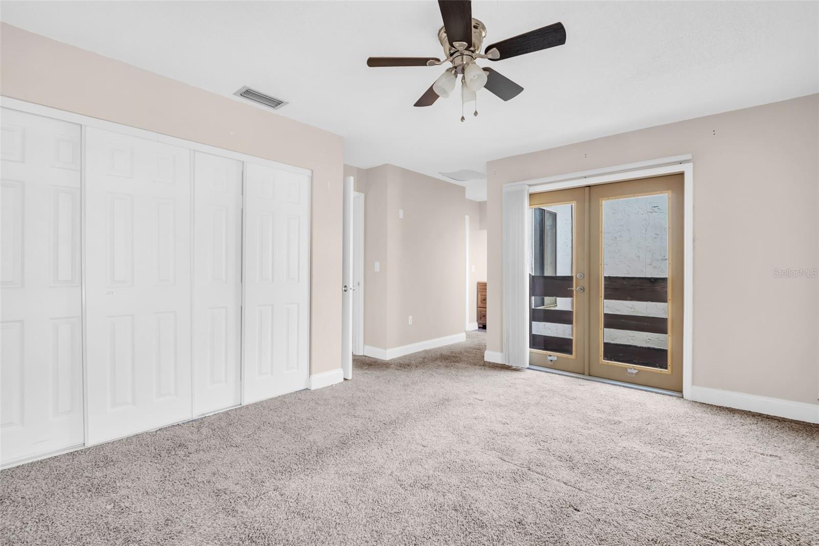 4307 HARBOR HOUSE DR #13