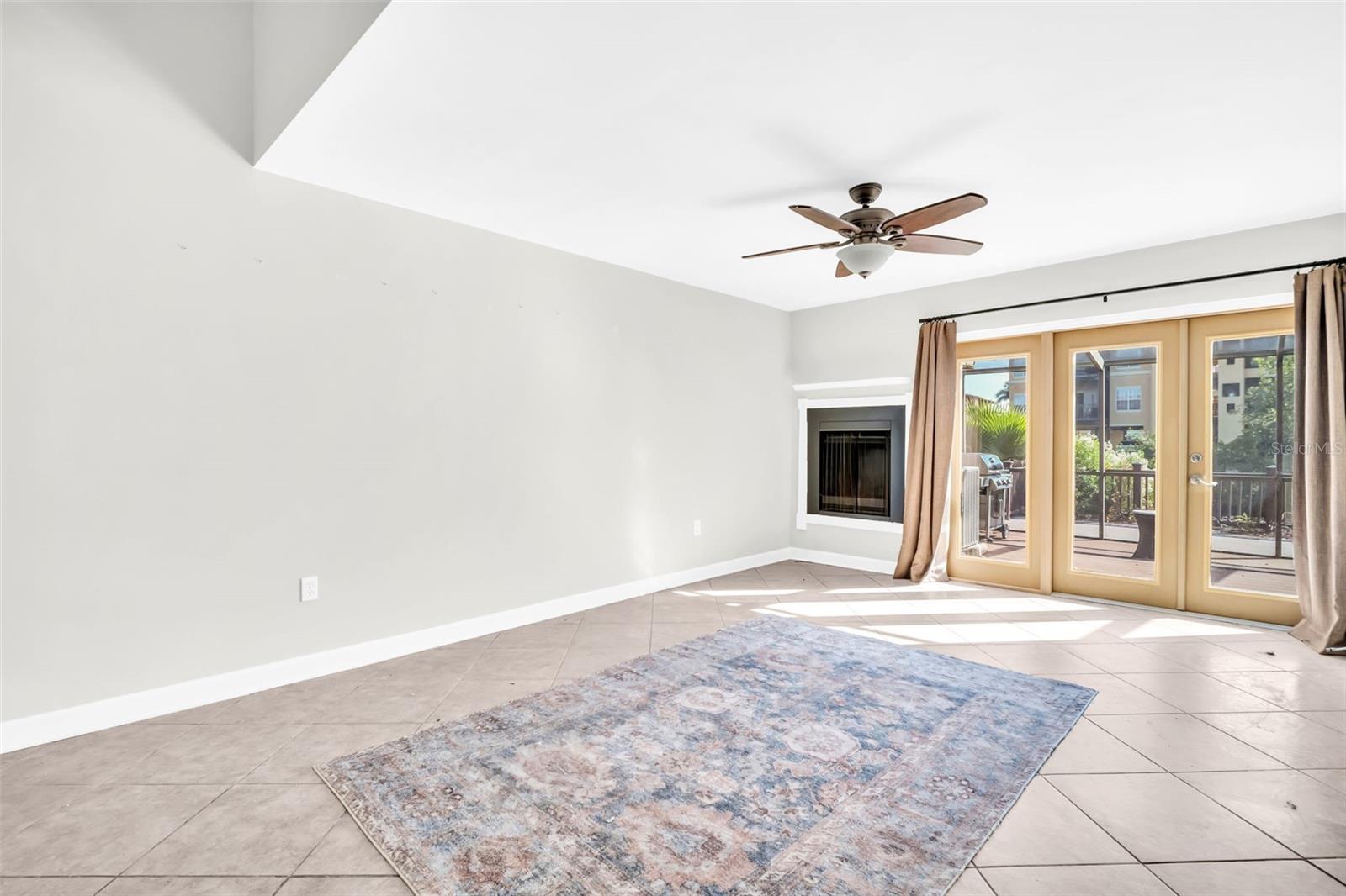 4307 HARBOR HOUSE DR #13