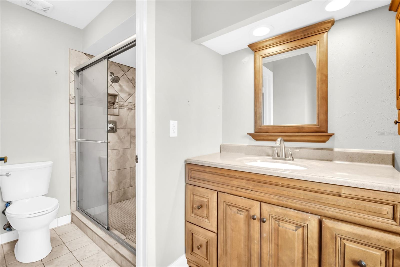 4307 HARBOR HOUSE DR #13