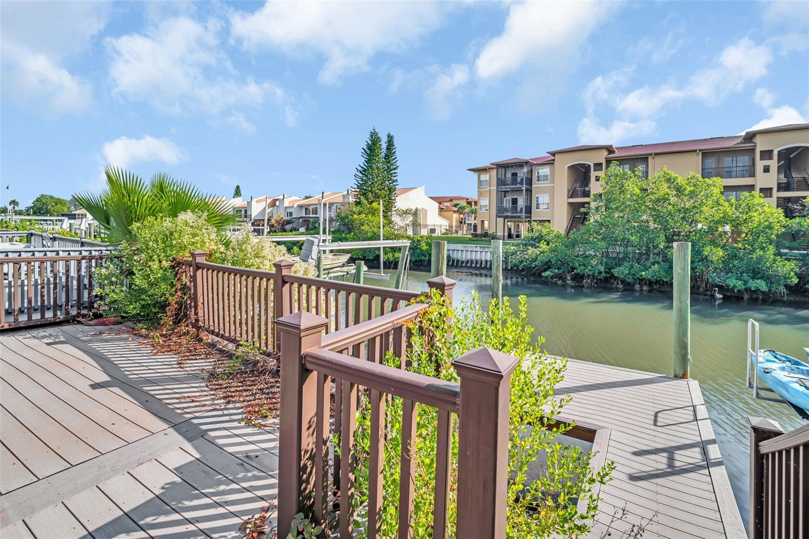 4307 HARBOR HOUSE DR #13