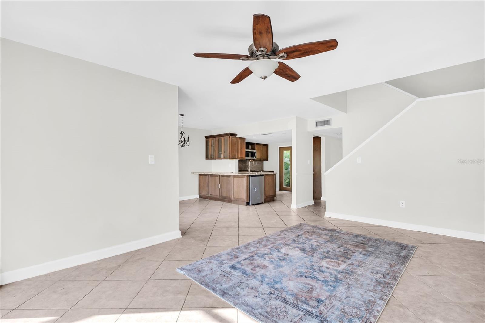 4307 HARBOR HOUSE DR #13