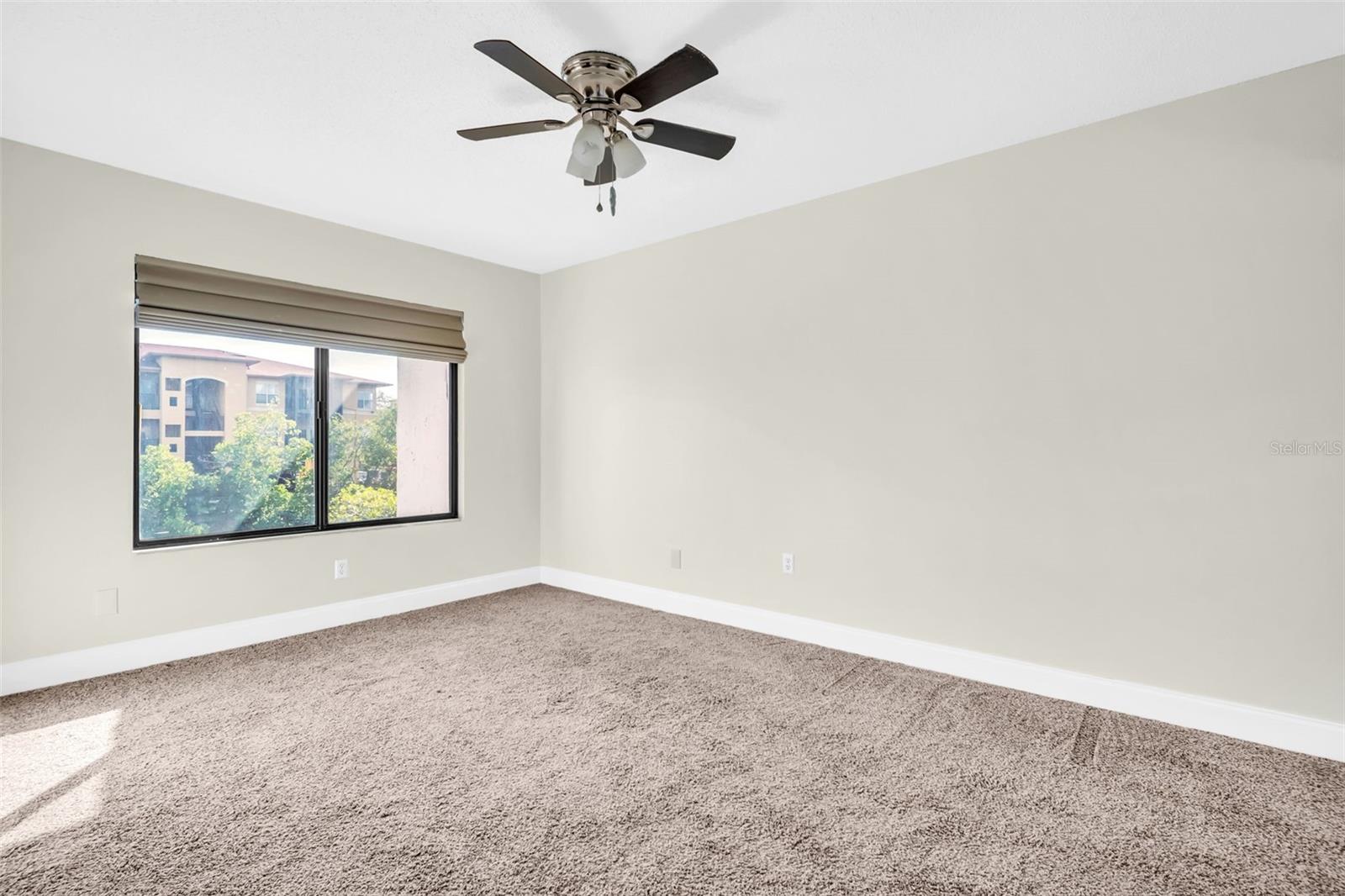 4307 HARBOR HOUSE DR #13