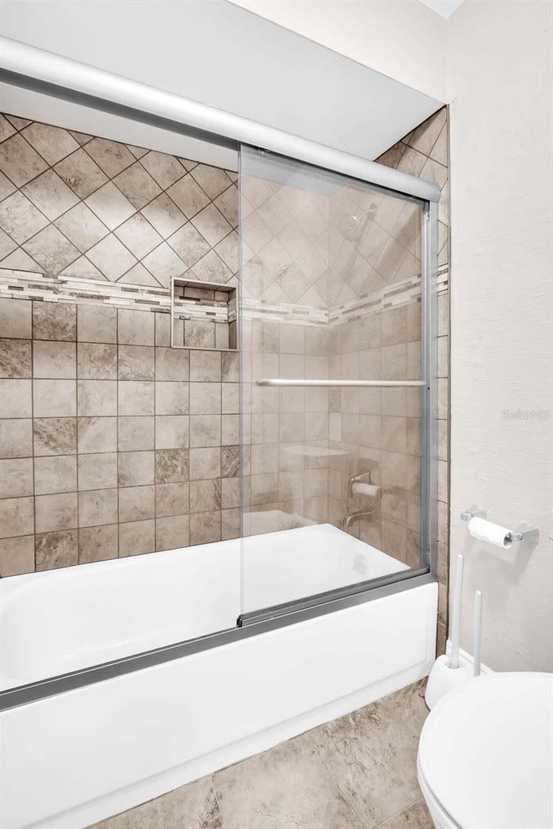 4307 HARBOR HOUSE DR #13