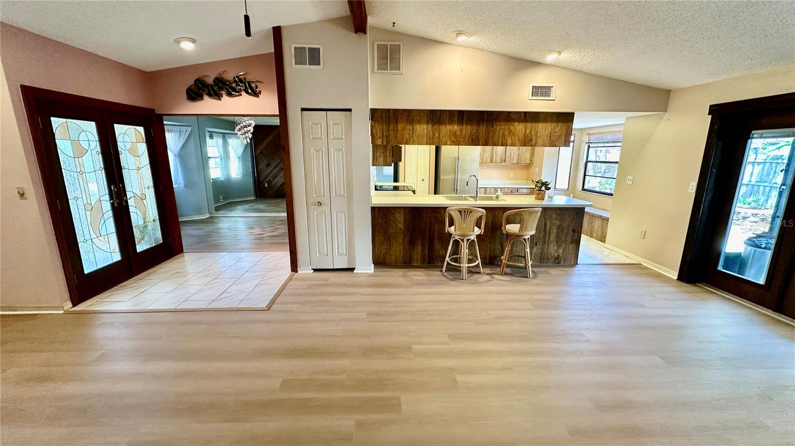 1670 MONTEREY DR