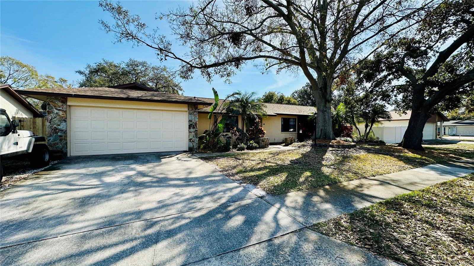 1670 MONTEREY DR