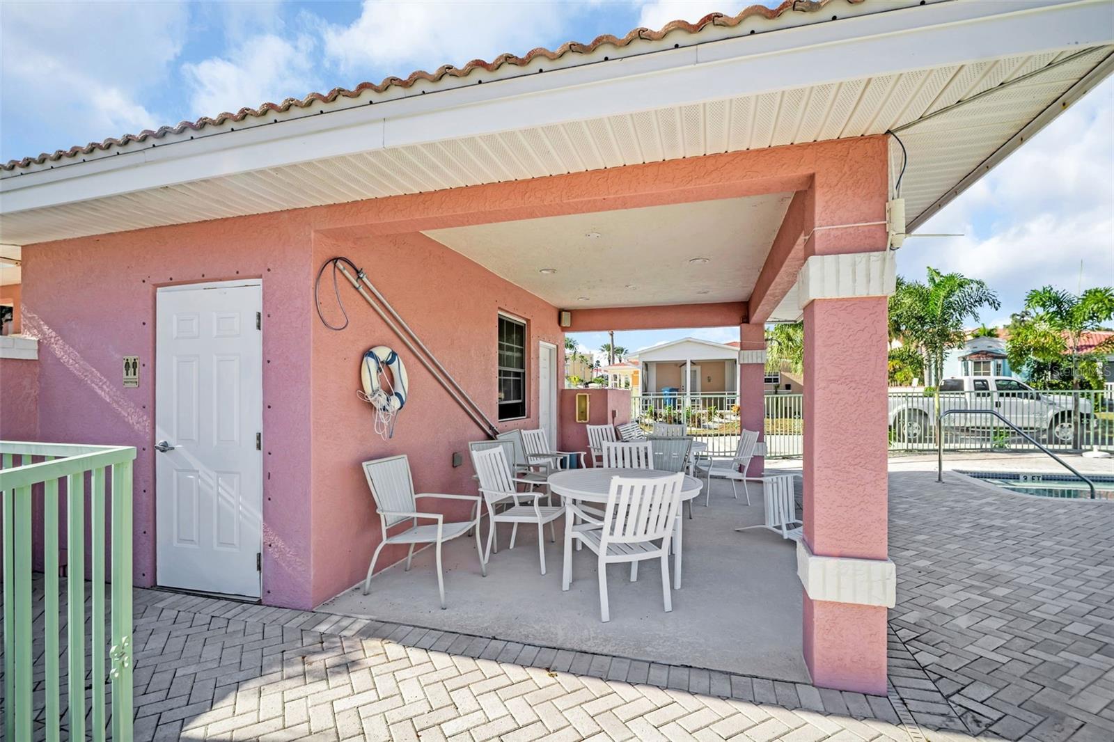 16613 GULF BLVD