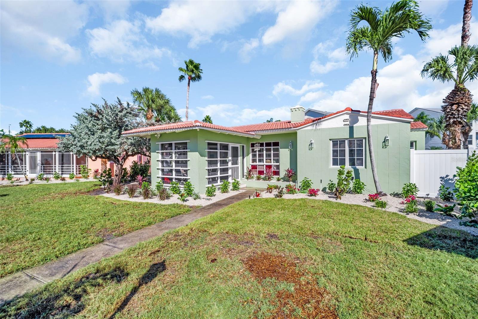 16613 GULF BLVD