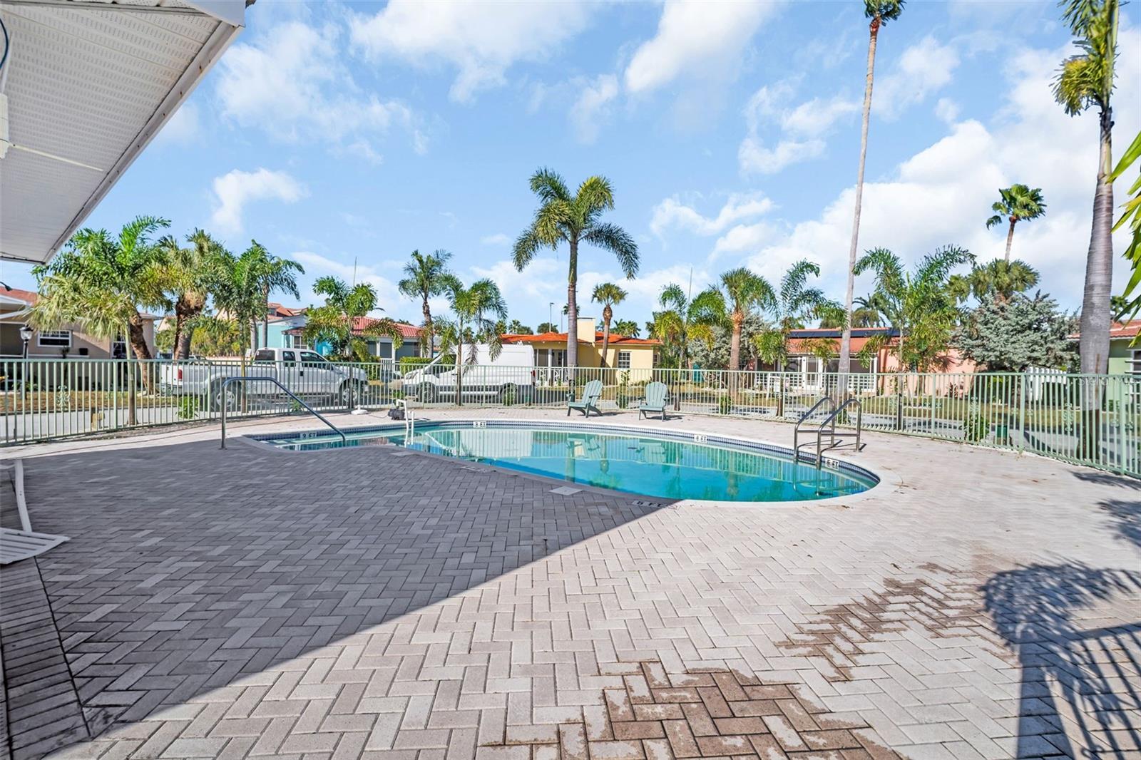 16613 GULF BLVD