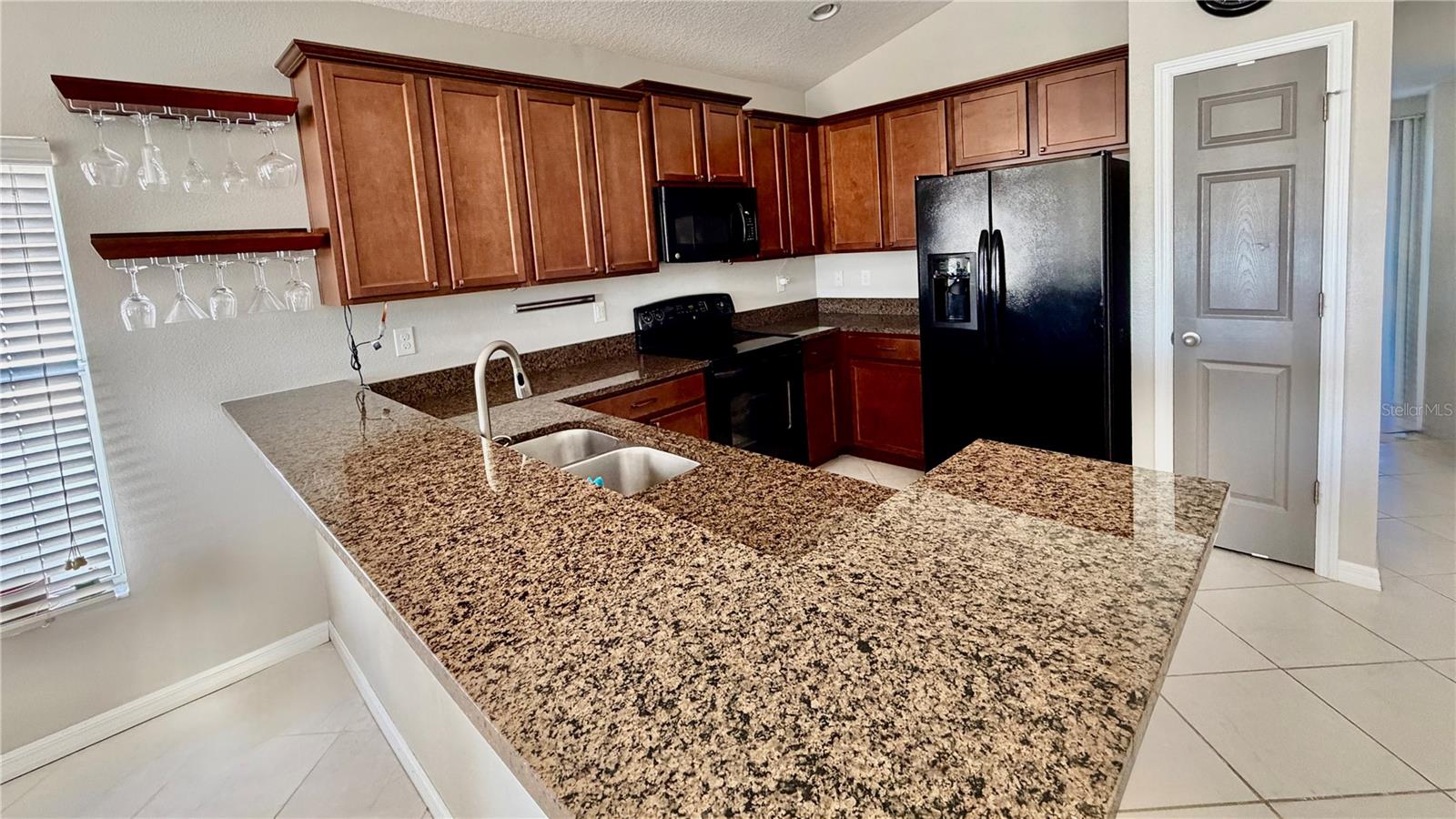 3416 MALLARD POND BLVD