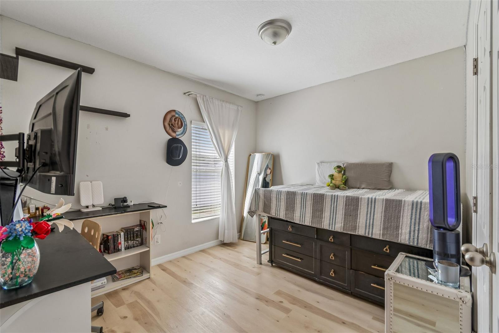 3416 MALLARD POND BLVD