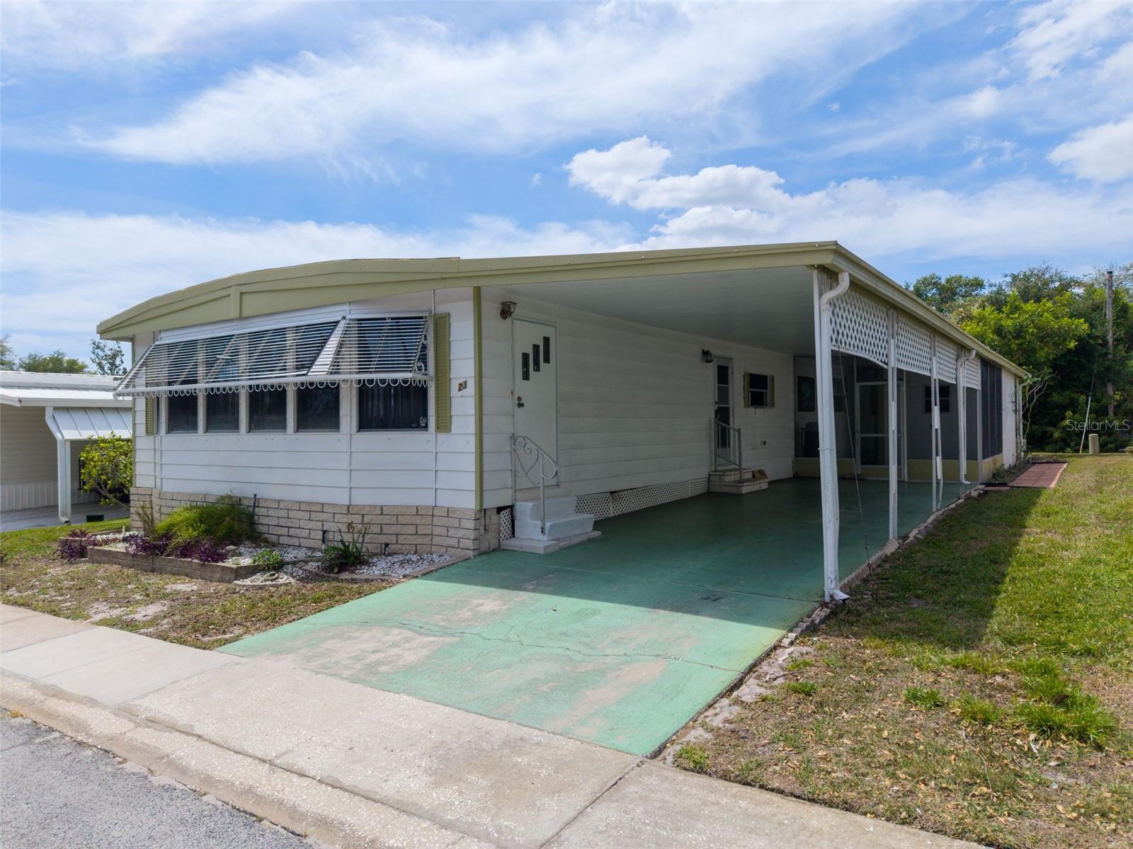 23 MOUNTAIN LAUREL DR